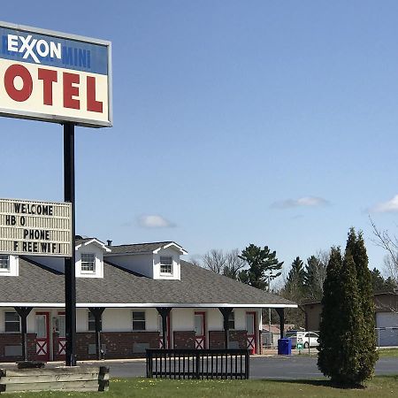 Exxon Quik Stop & Motel Wausaukee Eksteriør billede