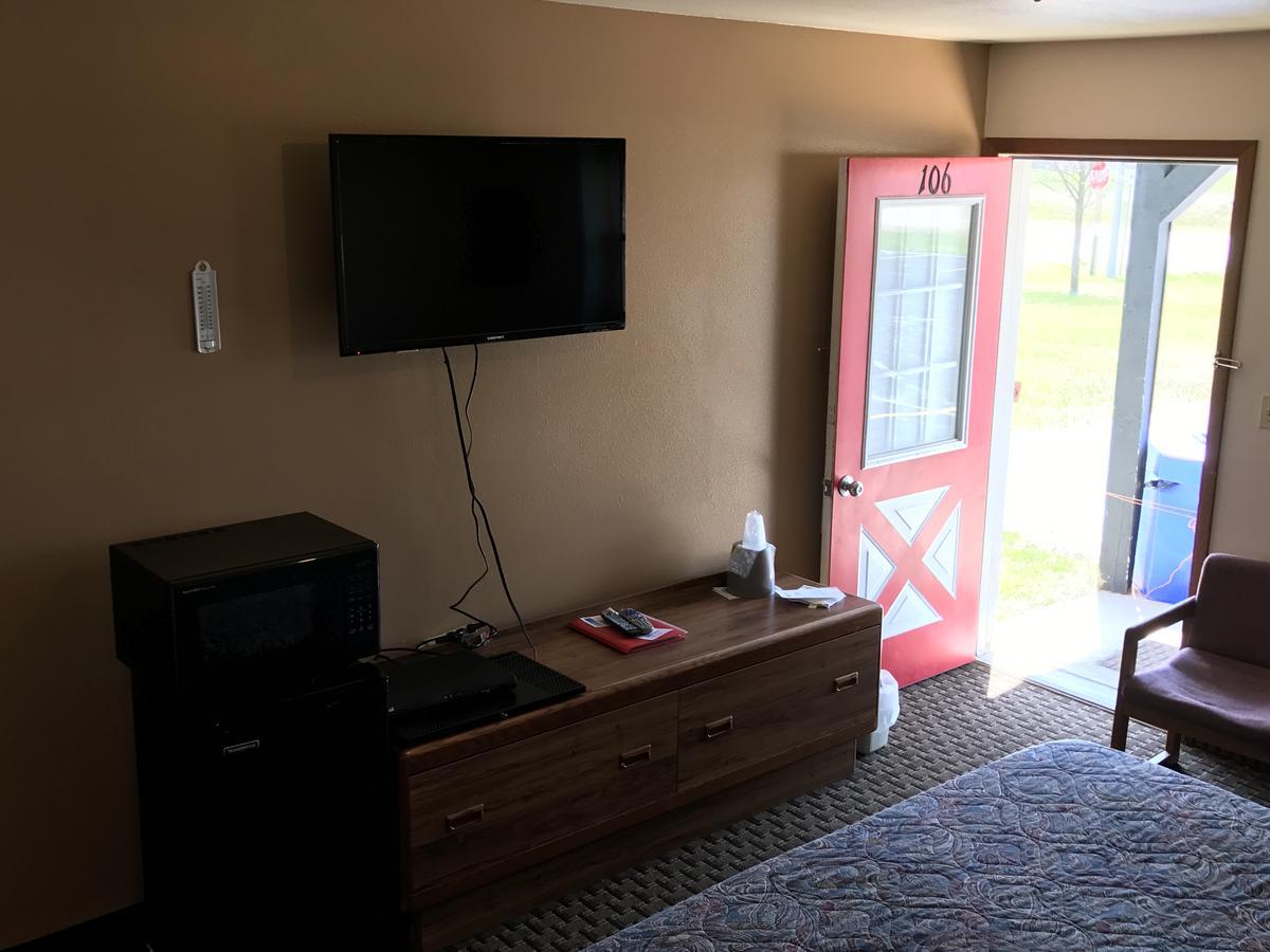 Exxon Quik Stop & Motel Wausaukee Eksteriør billede