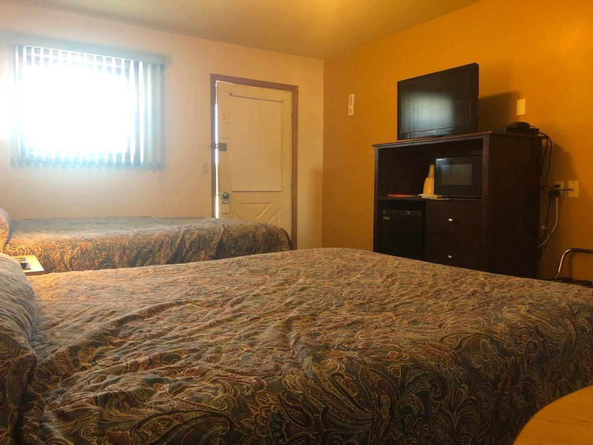 Exxon Quik Stop & Motel Wausaukee Eksteriør billede